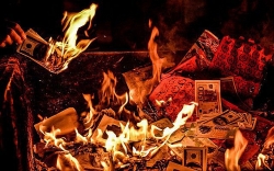 lai chay rung o nghe an trung doan canh sat co dong cung tham gia dap lua