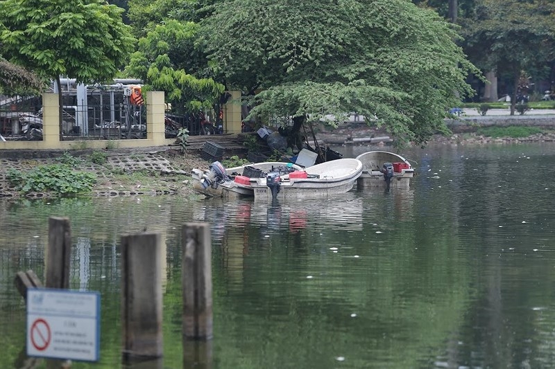 ca chet hang loat boc mui hoi tanh tai ho truc bach