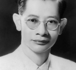 Viết nhân ngắm ảnh cụ Trần Duy Hưng