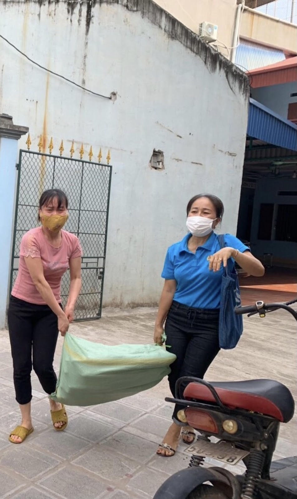 Cán bộ công đoàn có tâm Cán bộ công đoàn có tâm