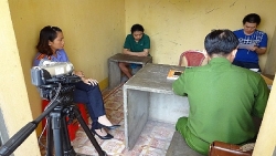 ha dong xot xa vu an chong dam chet vo trong bua com toi chi vi con xin tien