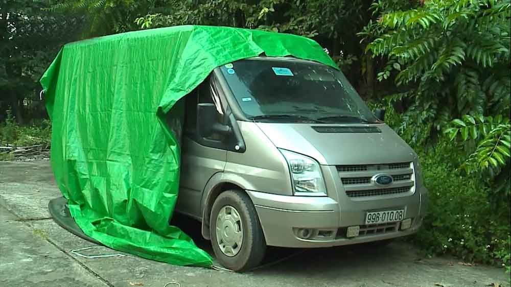 Vụ bé trai 3 tuổi bị bỏ quên trên xe và lời khai “bận và vội” của tài xế