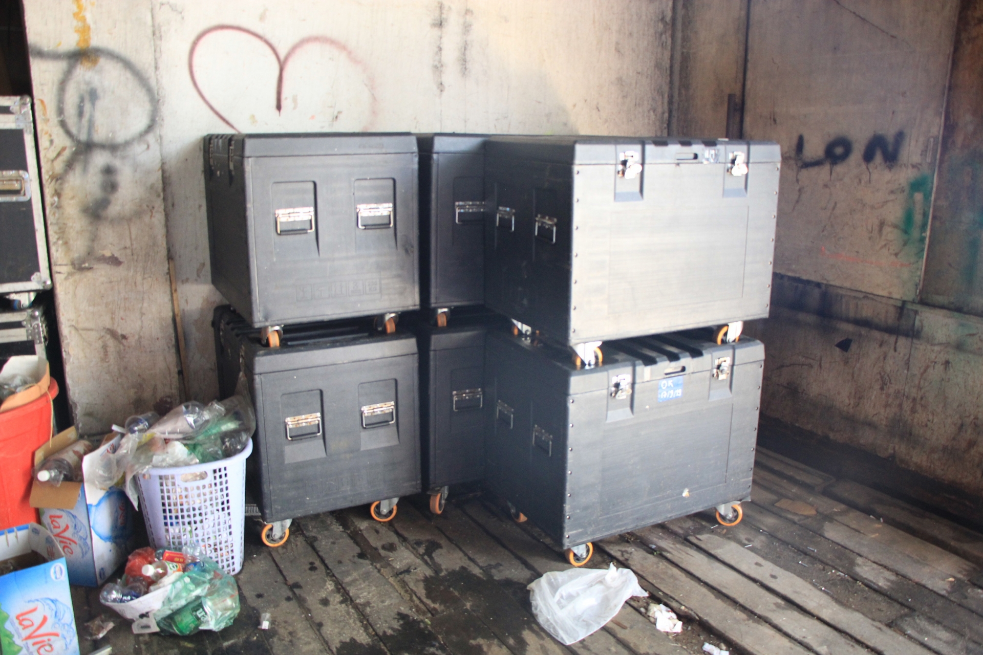 Hình ảnh đổ nát sau vụ cháy ở Cung Hữu nghị Việt Xô, Quang Hà thiệt hại hơn 8 tỷ đồng hinh anh do nat sau vu chay o cung huu nghi viet xo quang ha thiet hai hon 8 ty dong