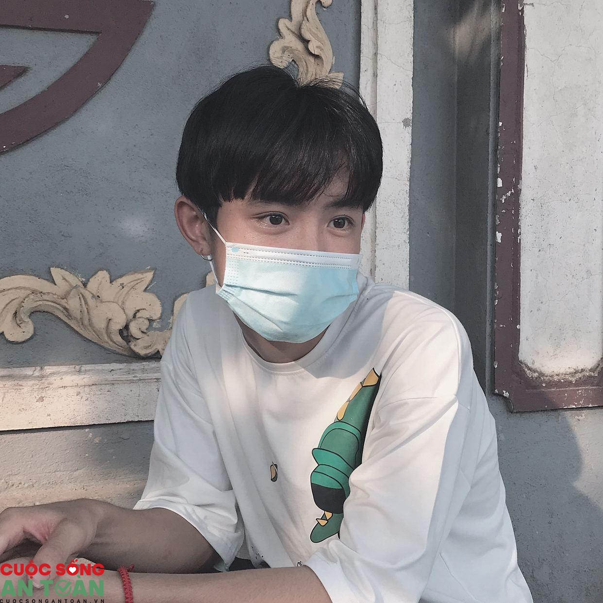 "Bỏ quên" mùa hè, cậu học sinh đi làm công nhân "Bỏ quên" mùa hè, cậu học sinh đi làm công nhân