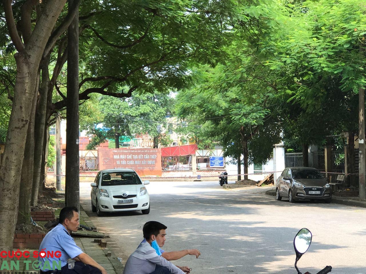 Gia Lâm: Nổ bình khí oxy, 3 người thương vong Gia Lâm: Nổ bình khí oxy, 3 người thương vong