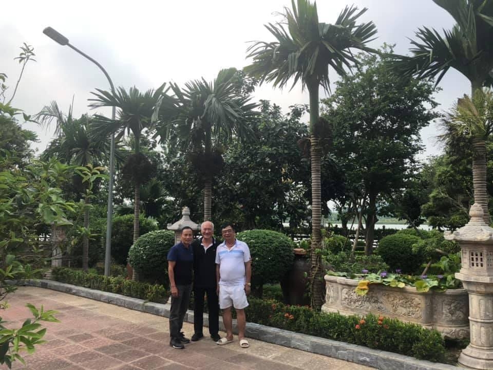 undefined 0730 cay buoi