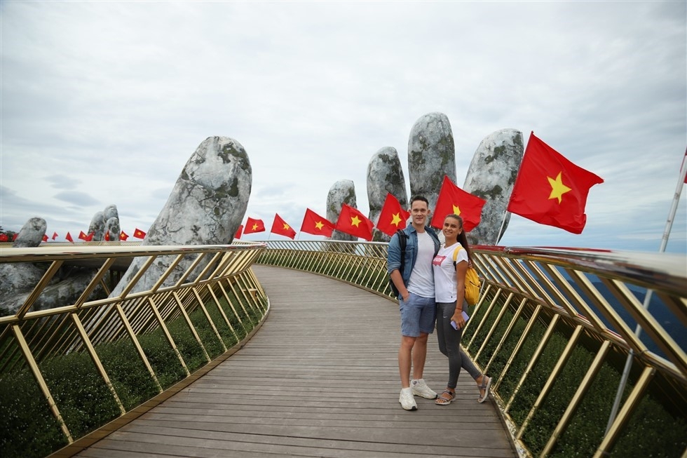 5739 ynh 7 ba na hills