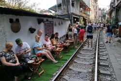 tap huan an toan giao thong va dan so ke hoach hoa gia dinh cho nguoi lao dong