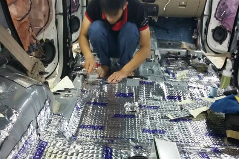 Đừng hiểu sai về ý nghĩa của miếng chống ồn trên ô tô Đừng hiểu sai về ý nghĩa của miếng chống ồn trên ô tô