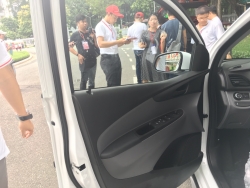 Đừng hiểu sai về ý nghĩa của miếng chống ồn trên ô tô