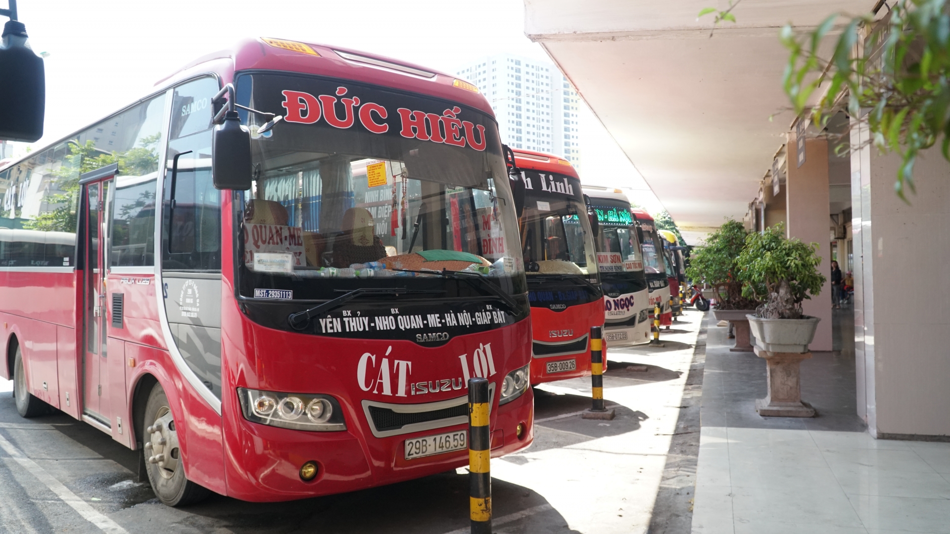 gan 1000 tai xe duoc cham soc mien phi ngay tai ben xe