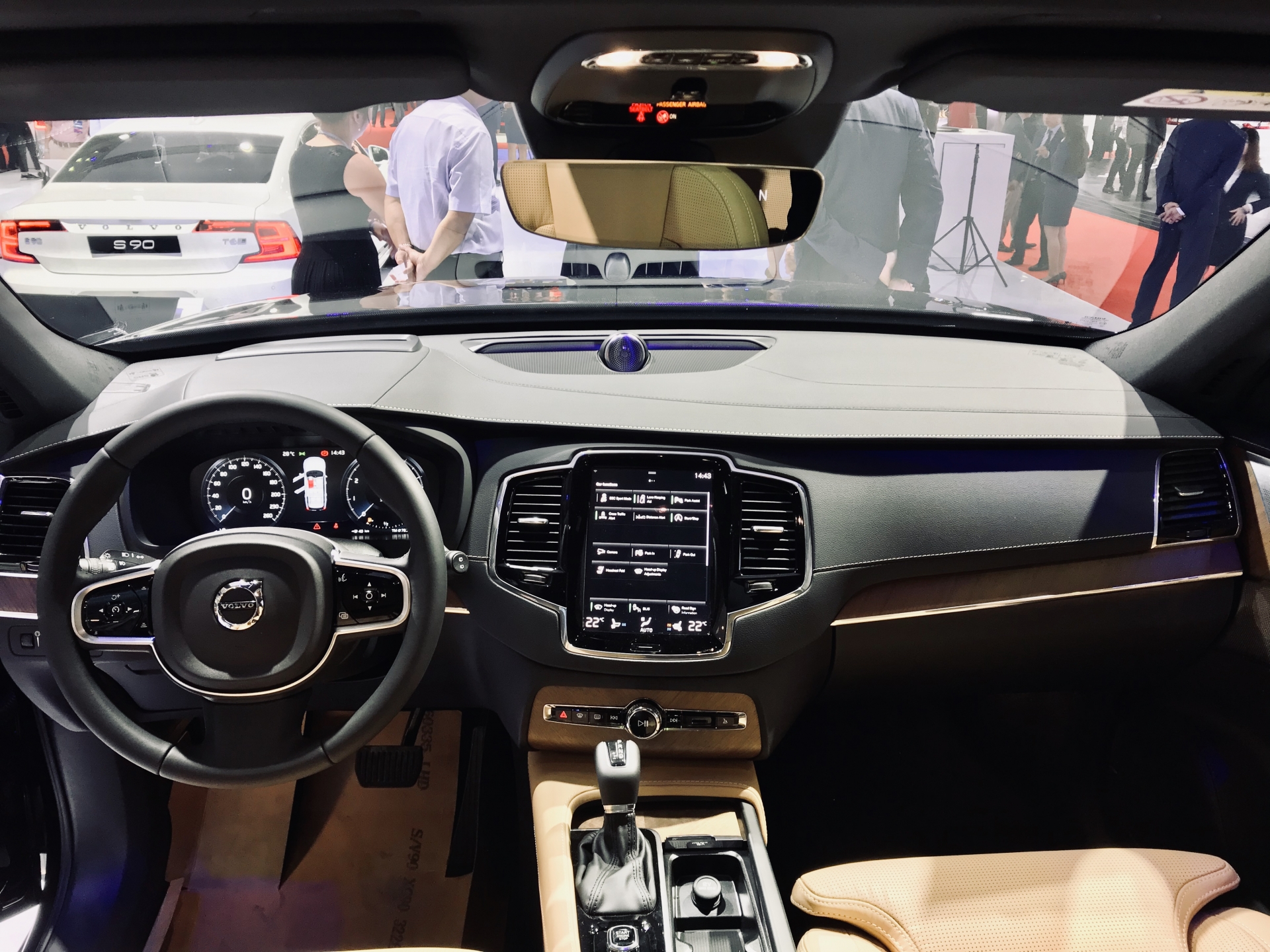 volvo gioi thieu xc90 moi tai vietnam motor show 2019