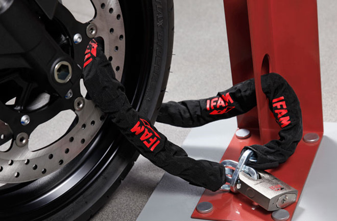 7 cach chong trom don gian cho xe may