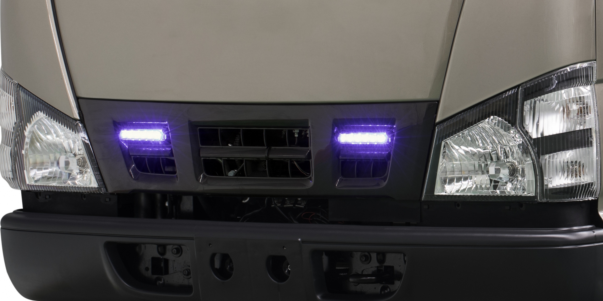 xe tai isuzu qkr danh rieng cho mien bac ra mat