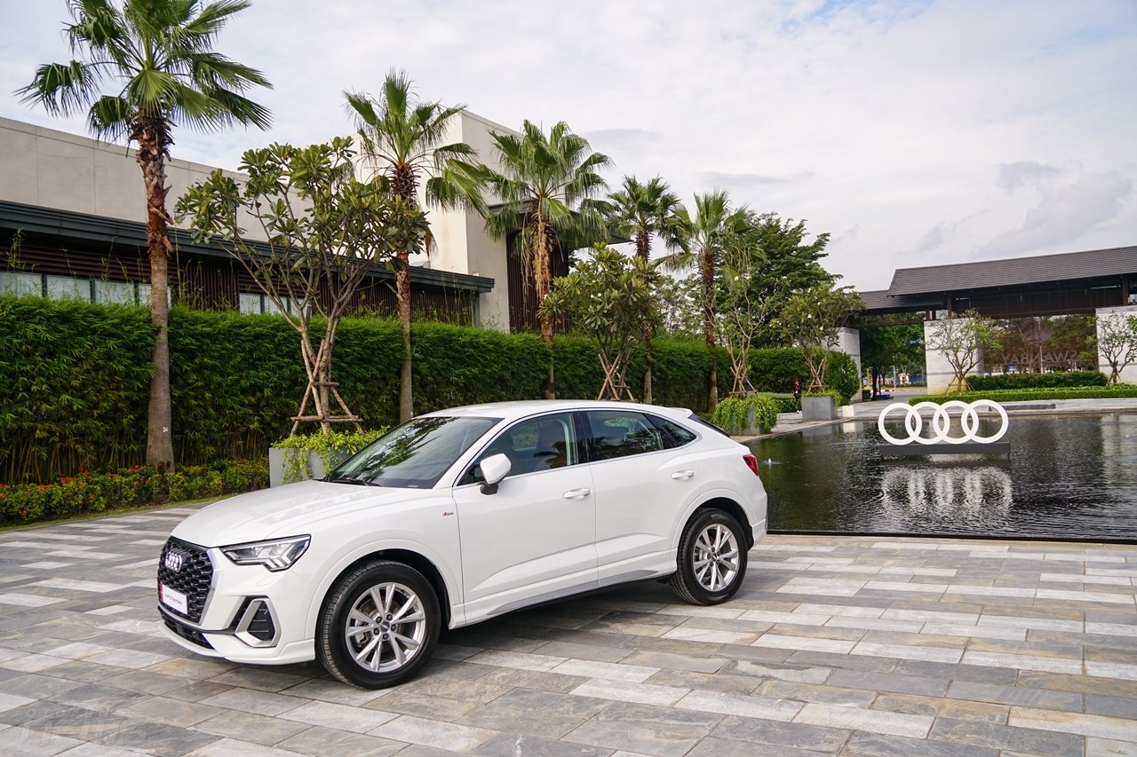 Cận cảnh hoàn toàn mới can canh audi q3 sportback hoan toan moi
