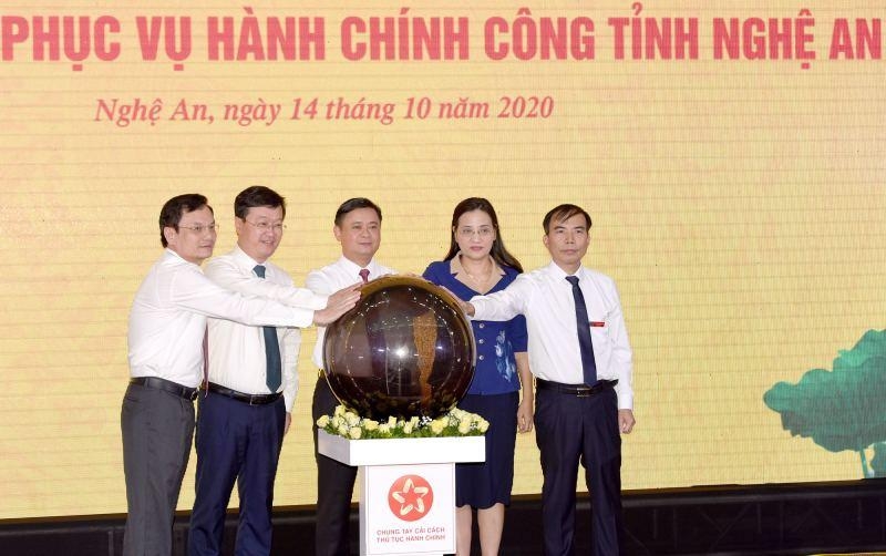 Nghệ An khai trương Trung tâm phục vụ hành chính công Nghệ An khai trương Trung tâm phục vụ hành chính công