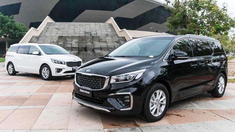 gia xe o to kia sedona giam manh cao nhat 60 trieu dong