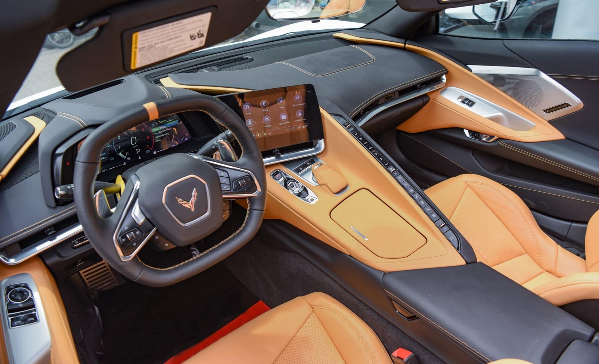 chevrolet corvette c8 stingray ve viet nam voi gia 7 ty dong