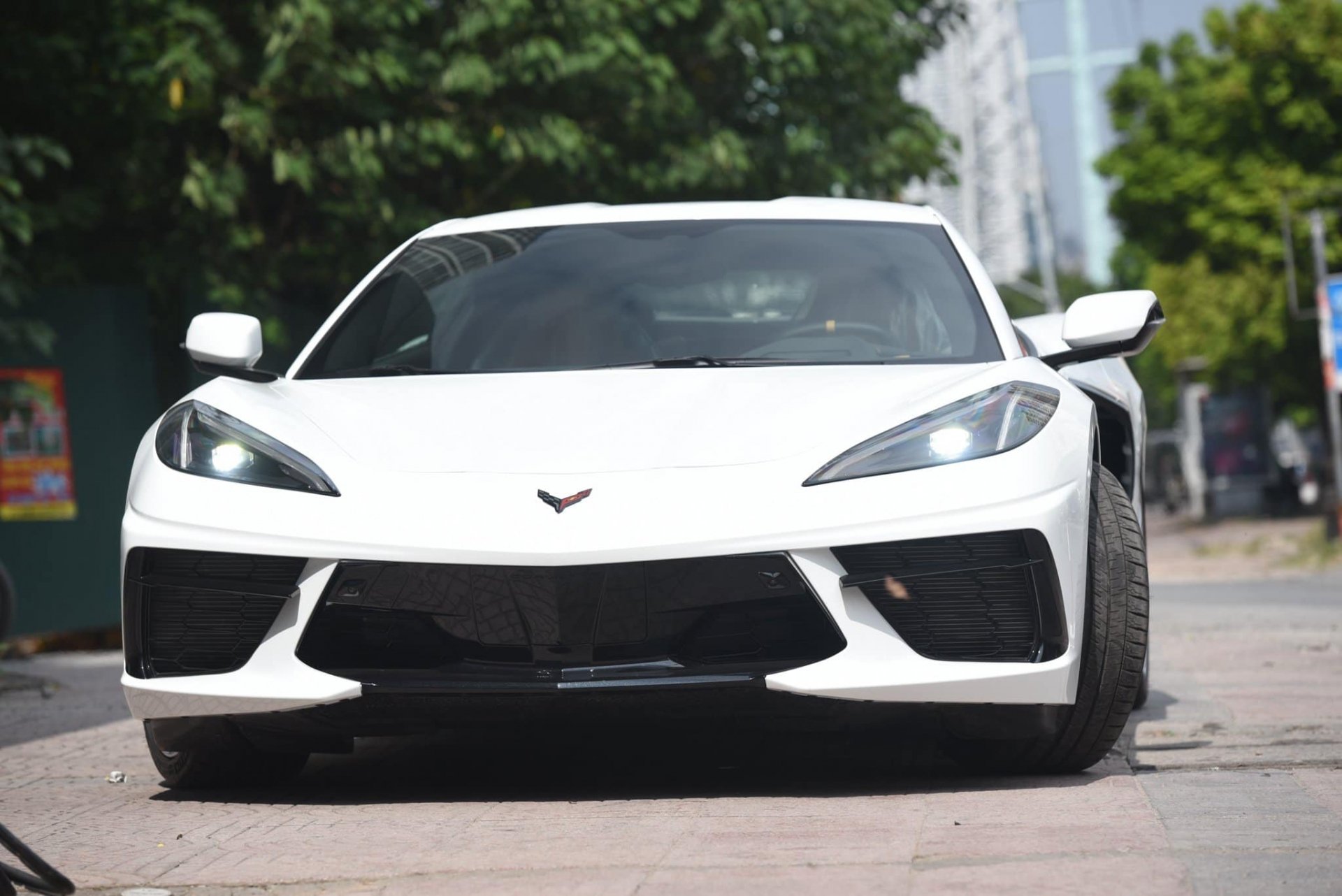 chevrolet corvette c8 stingray ve viet nam voi gia 7 ty dong