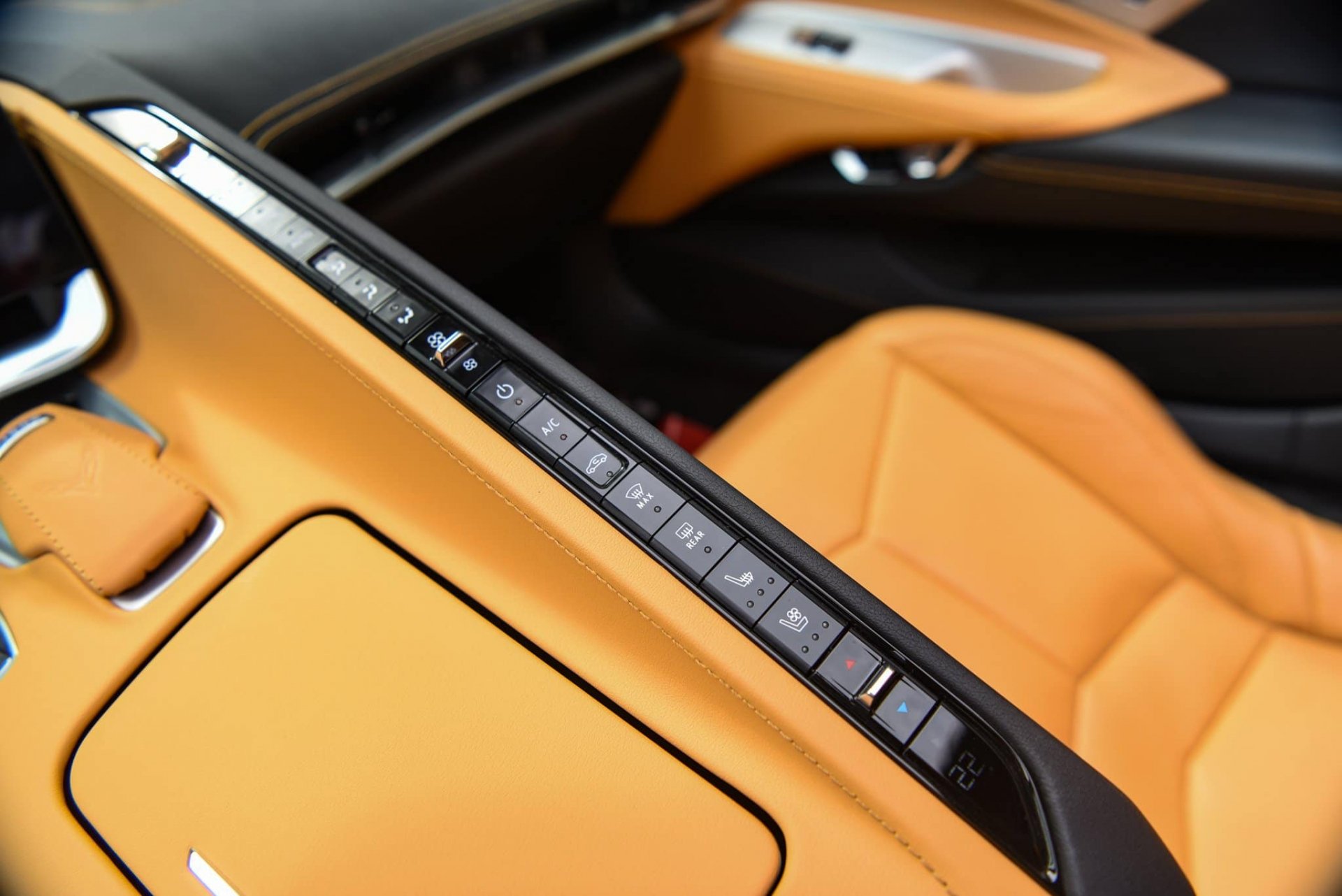 chevrolet corvette c8 stingray ve viet nam voi gia 7 ty dong