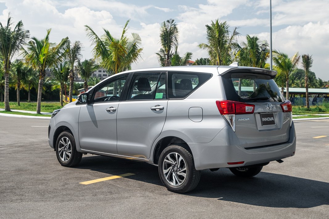 toyota innova lua chon hang dau khi mua xe kinh doanh dich vu