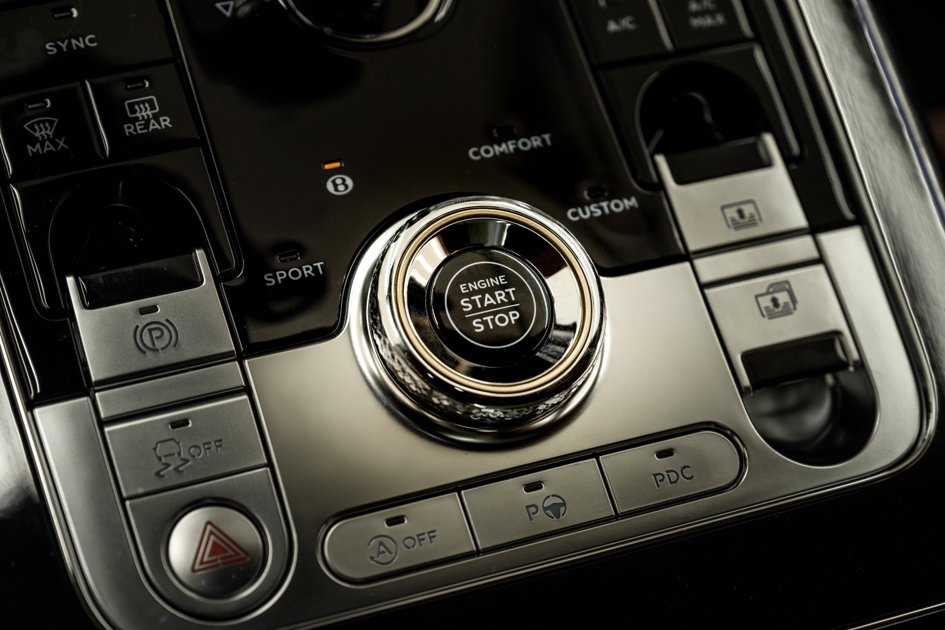 can canh sieu sang bentley flying spur 2020 first edition gia 30 ty dong