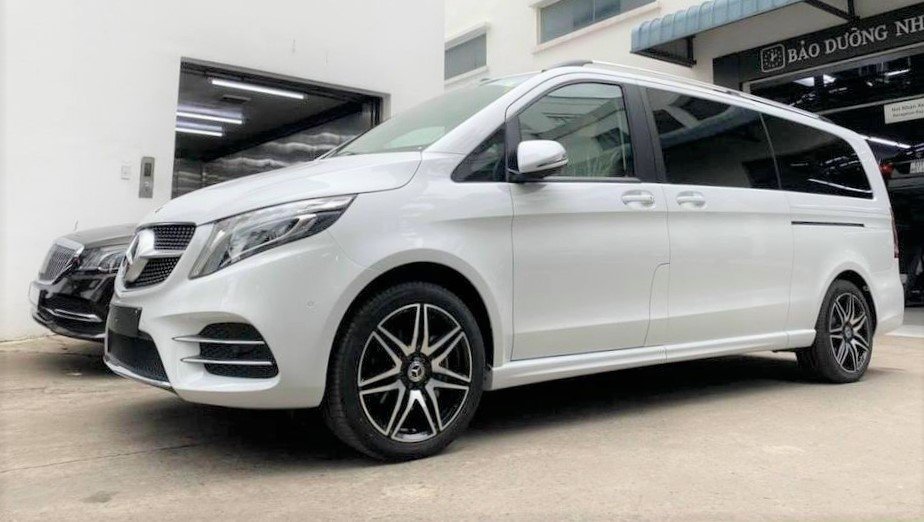 can canh xe gia dinh hang sang mercedes benz v250 amg