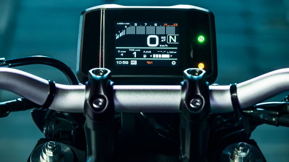 yamaha mt 09 2021 ra mat cong suat len toi 117 ma luc