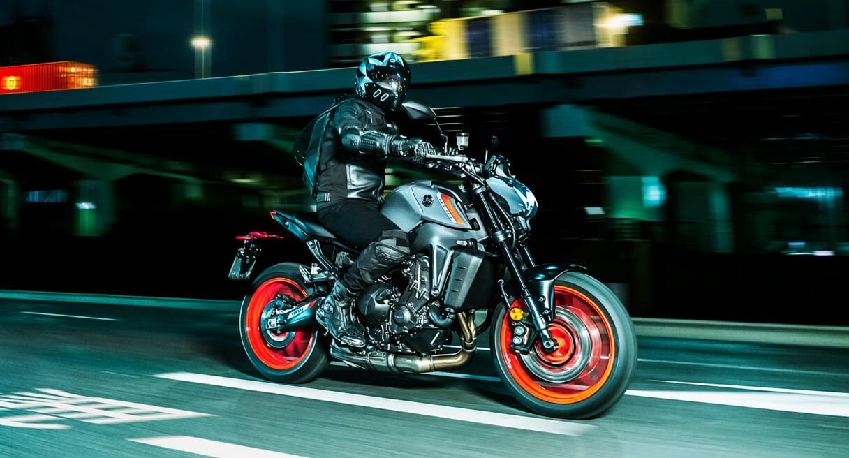 yamaha mt 09 2021 ra mat cong suat len toi 117 ma luc