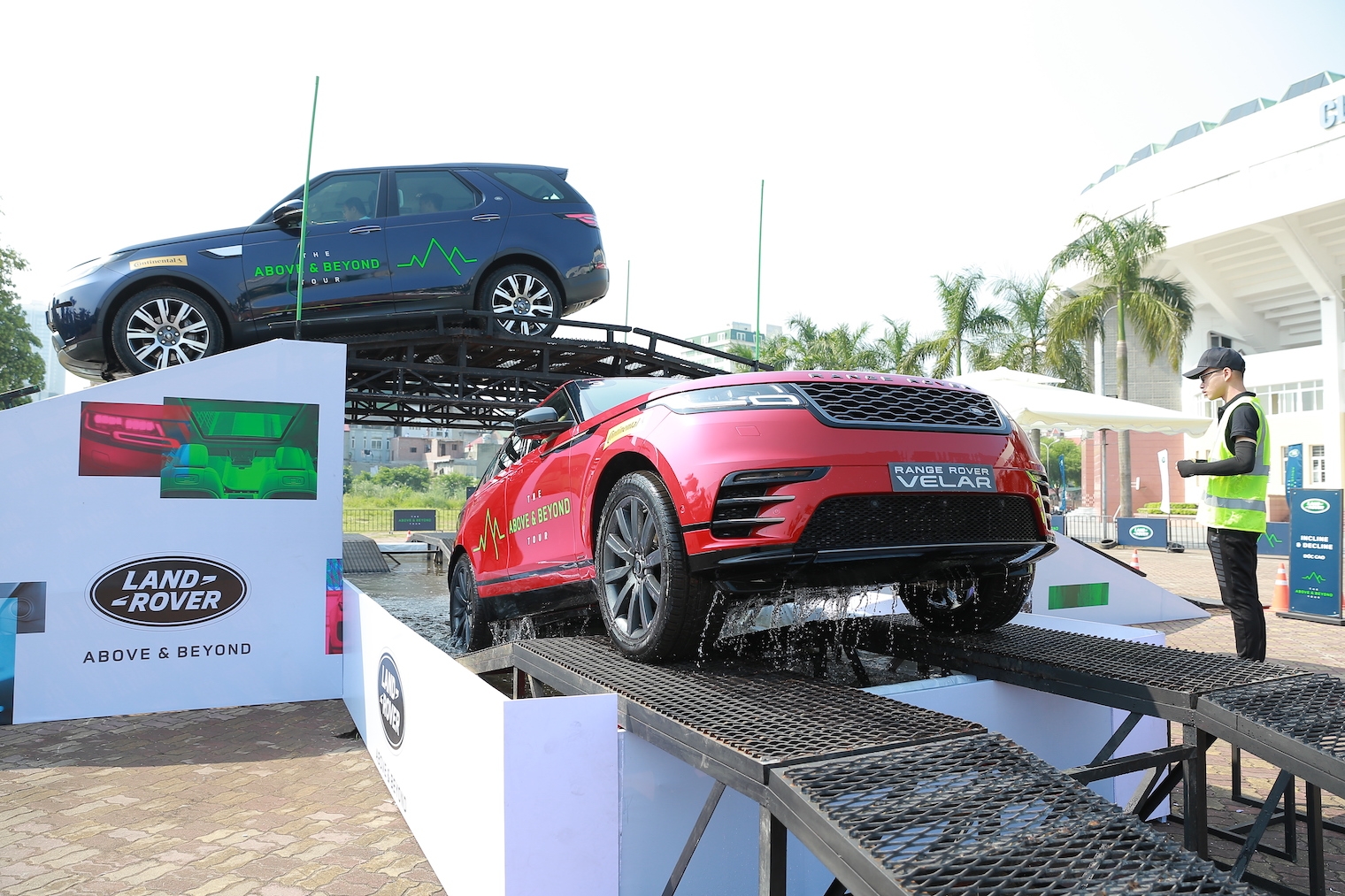 trai nghiem kha nang offroad an tuong tren cac mau xe land rover