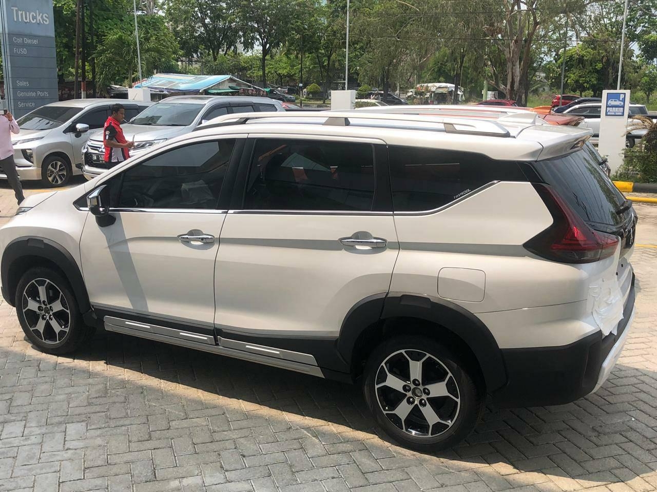 Ra mắt Mitsubishi Xpander Cross, thiết kế 'ngầu' hơn giá 430 triệu đồng ra mat mitsubishi xpander cross thiet ke ngau hon gia 430 trieu dong