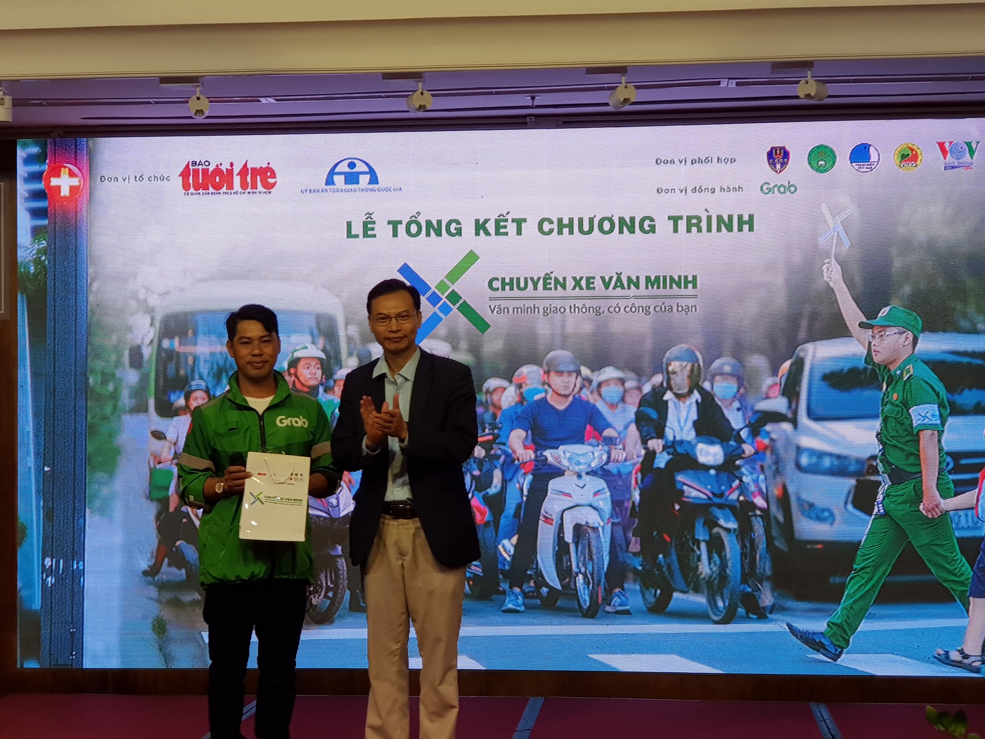 chuyen xe van minh nam 2019 cai thien van hoa giao thong cho cong dong