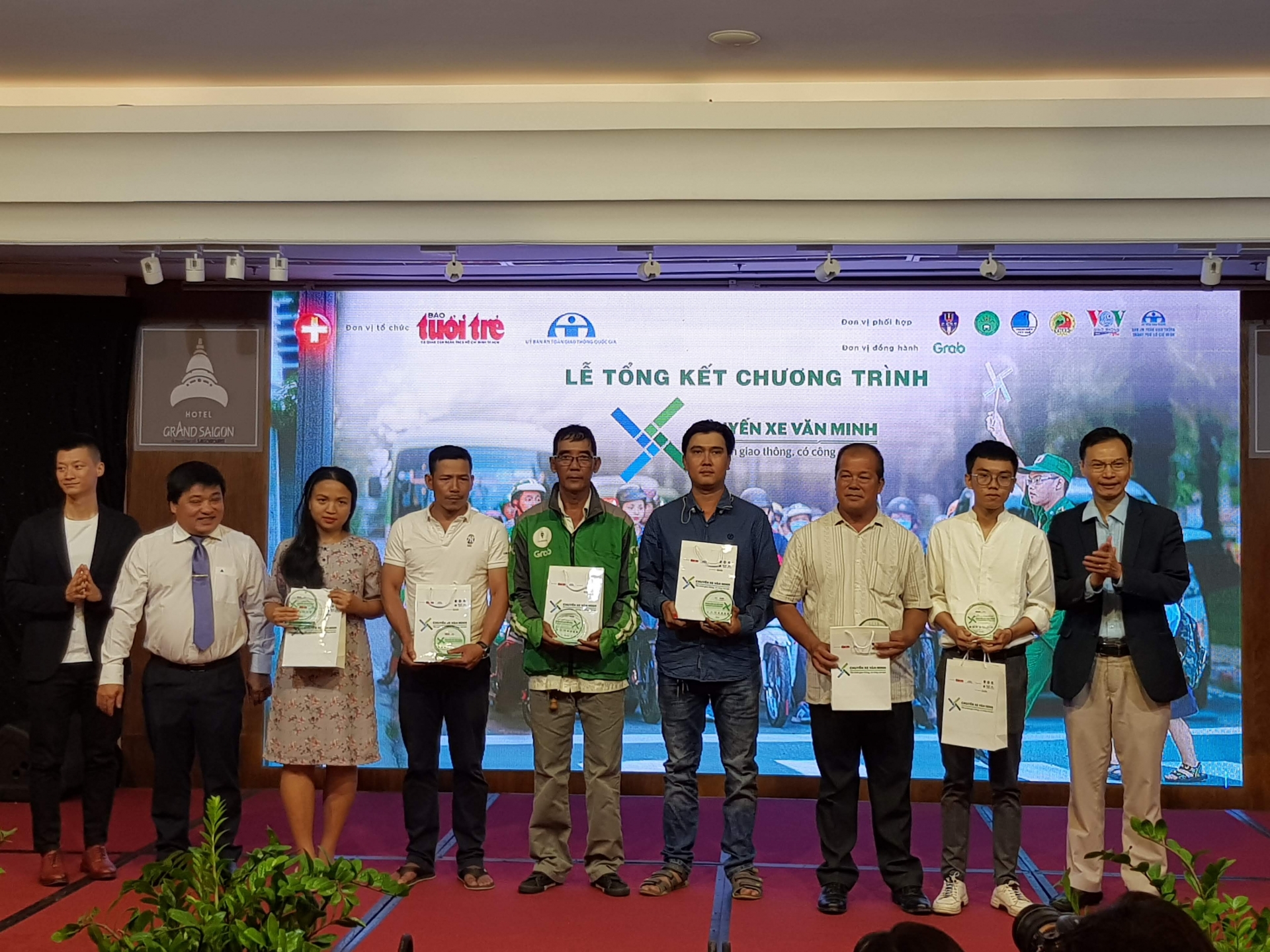 chuyen xe van minh nam 2019 cai thien van hoa giao thong cho cong dong