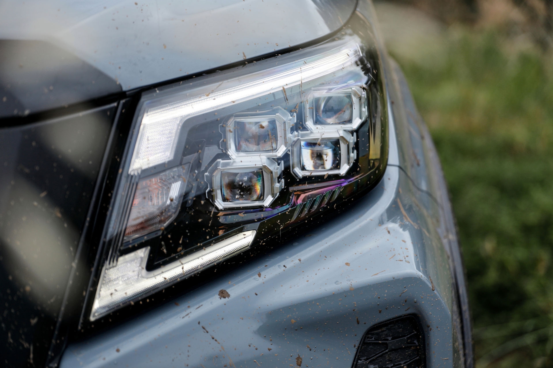 Nissan Navara 2021 ra mắt Nissan Navara 2021 ra mắt