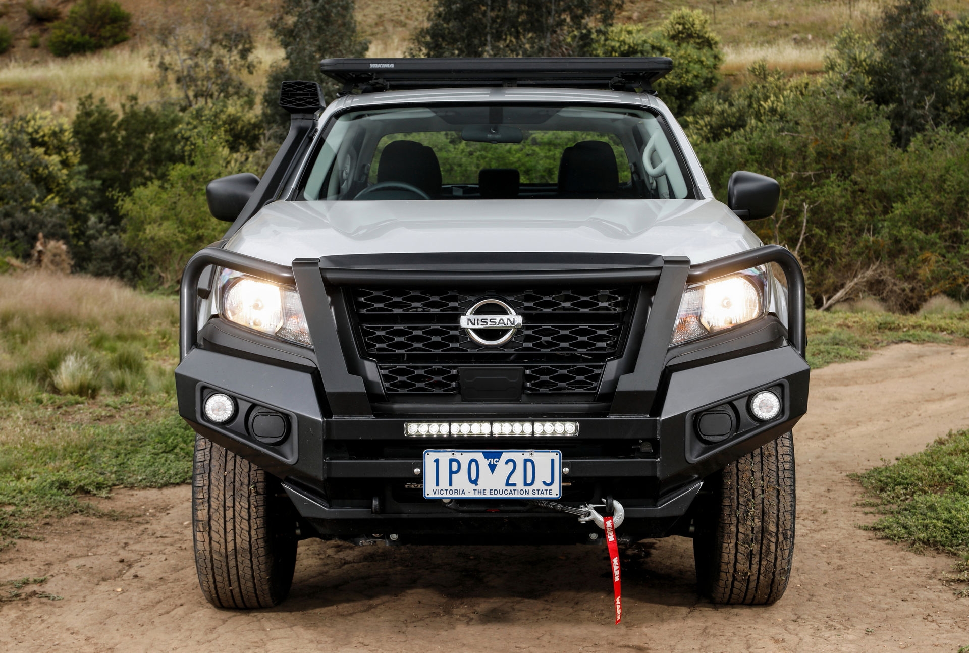 Nissan Navara 2021 ra mắt Nissan Navara 2021 ra mắt