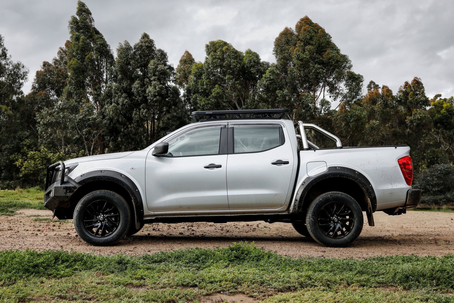 Nissan Navara 2021 ra mắt Nissan Navara 2021 ra mắt