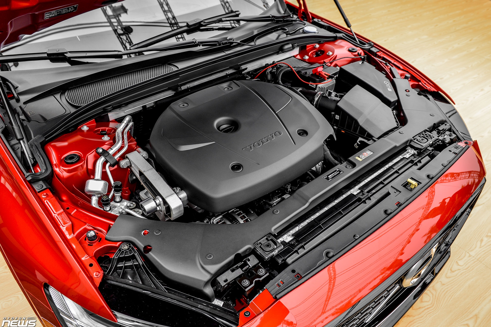 Chi tiết sedan hạng sang Volvo S60 R-Design giá 1,7 tỷ Chi tiết sedan hạng sang Volvo S60 R-Design giá 1,7 tỷ