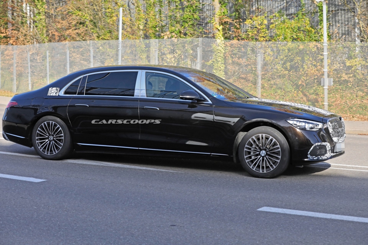 Xe siêu sang Mercedes-Maybach S-Class 2021 lộ diện