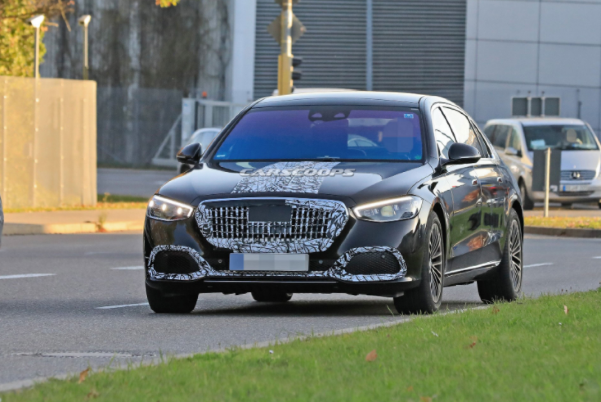 Xe siêu sang Mercedes-Maybach S-Class 2021 lộ diện
