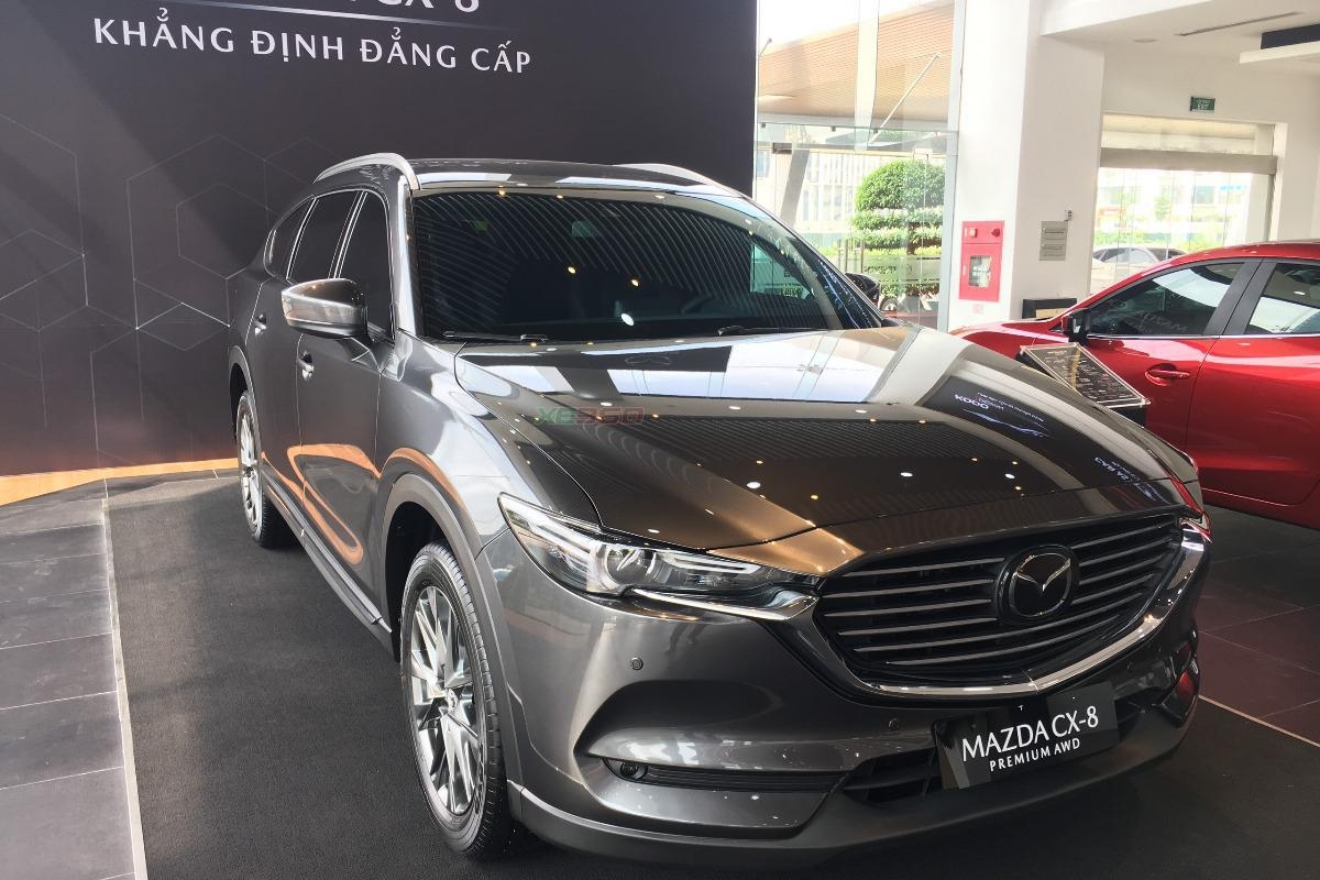 Nhiều xe sang giảm giá dịp cuối năm, cao nhất đến 1 tỷ đồng