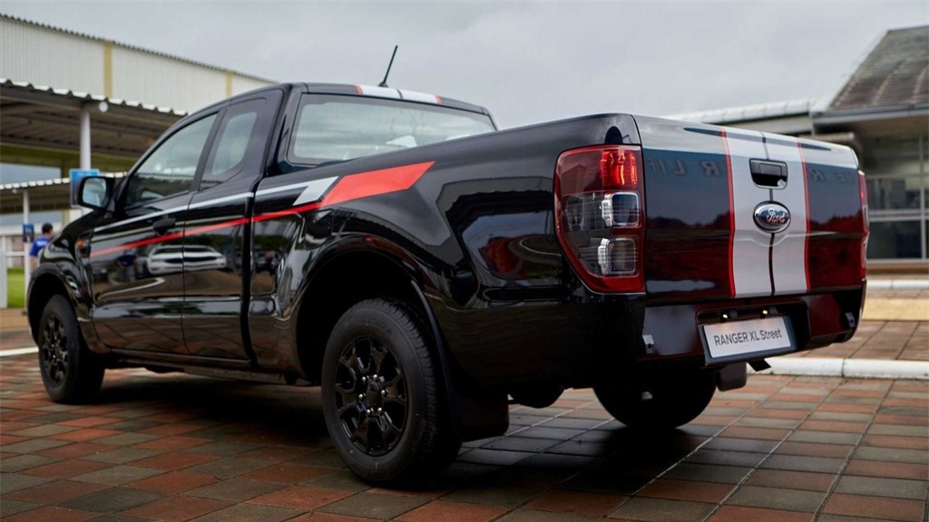 Khám phá Ford Ranger 2021 vừa ra mắt tại Thái Lan