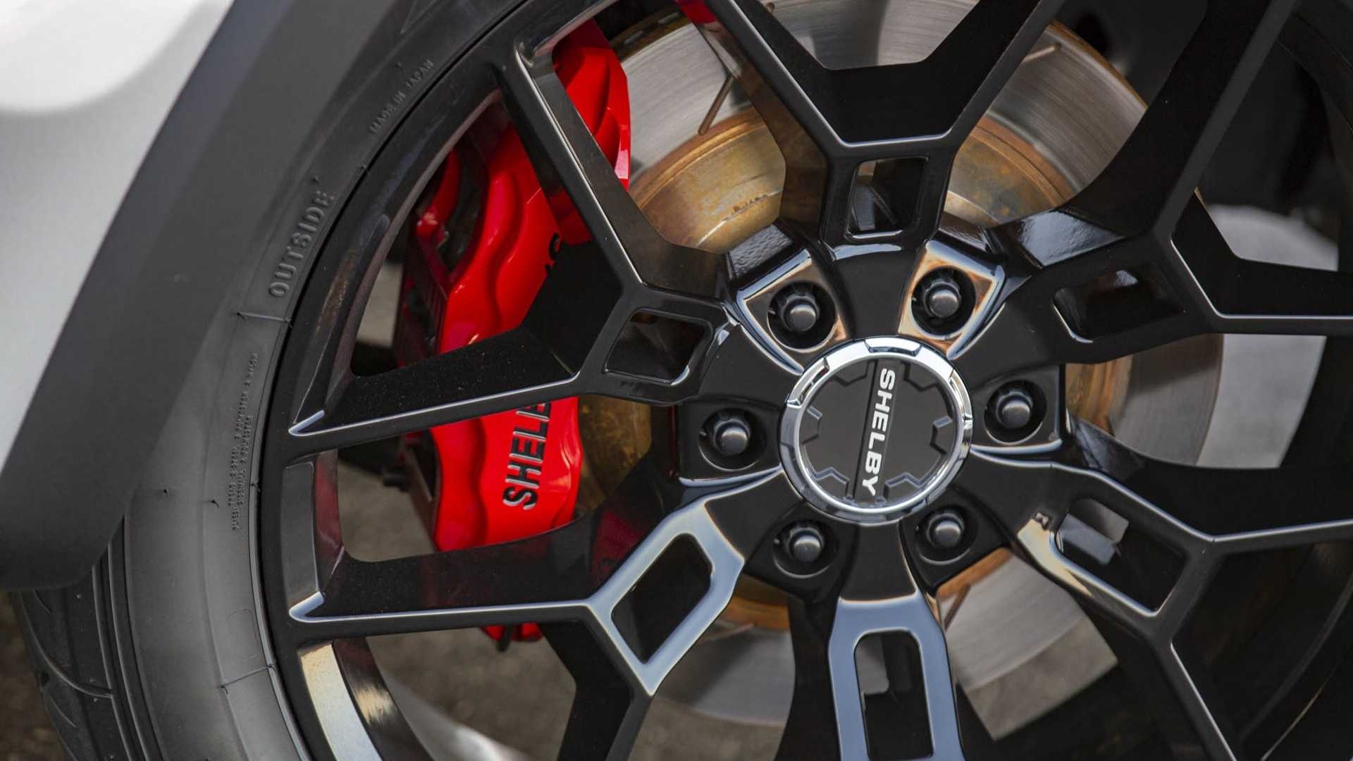 ford f 150 super snake sport ban tai manh hon ca sieu xe voi 770 ma luc