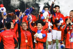 bua com cua thu tuong va cho dung quan chuc