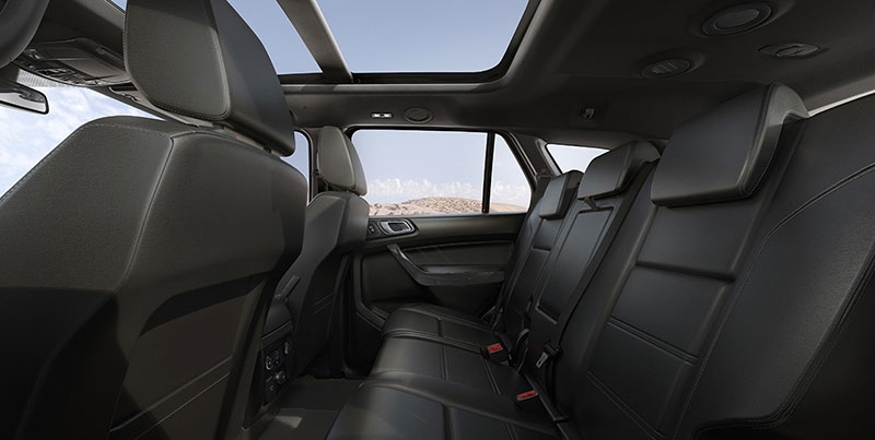 So sánh Ford Everest AT với Toyota Fortuner AT so sanh ford everest at voi toyota fortuner at