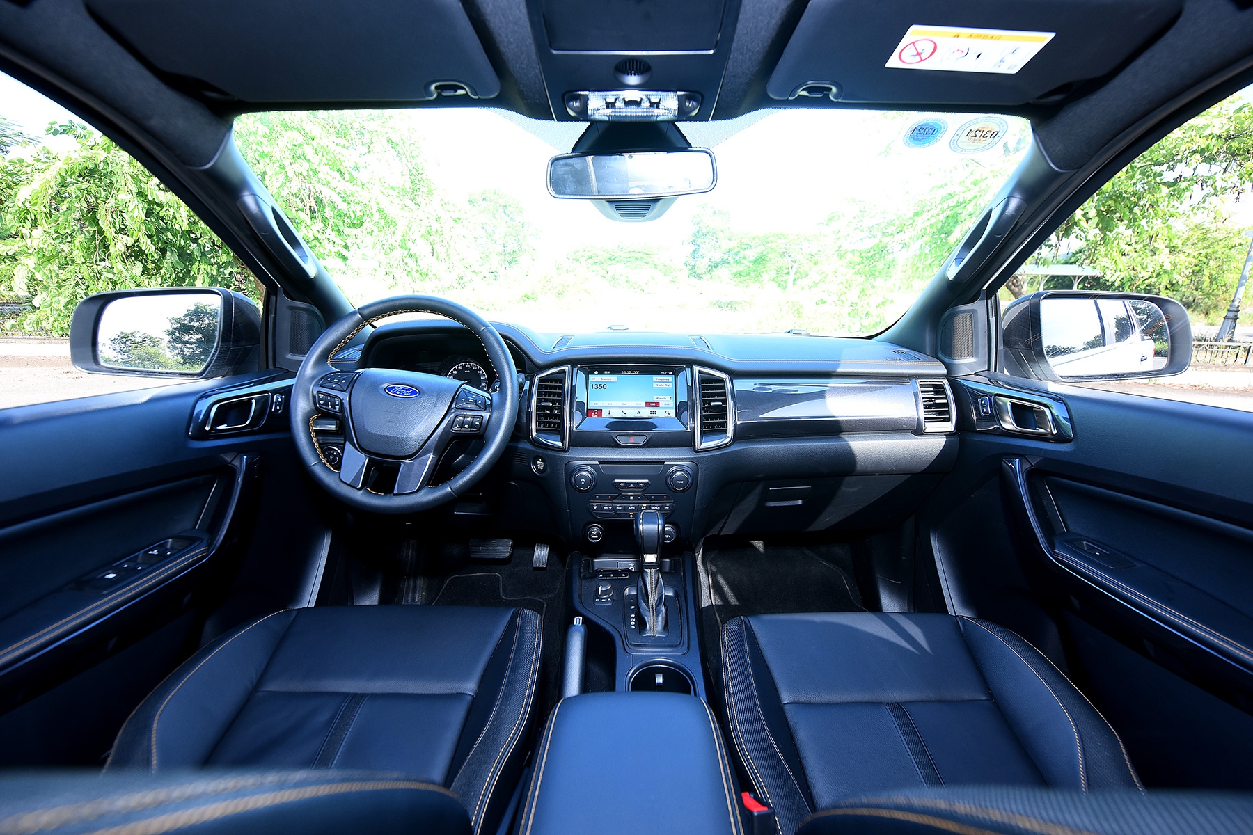 7 uu diem cong nghe vuot troi khien vua ban tai ford ranger an toan hon xe con