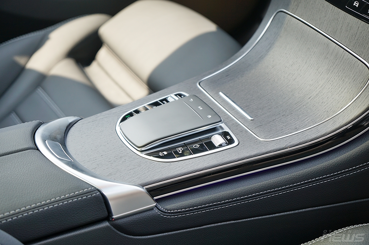 Ảnh thực tế Mercedes-Benz GLC 300 2020 đầu tiên tại Việt Nam anh thuc te mercedes benz glc 300 2020 dau tien tai viet nam