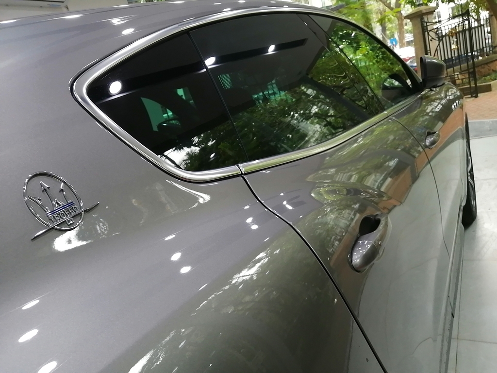 Maserati Levante Trofeo phiên bản mạnh nhất ra mắt tại Sài Gòn maserati levante trofeo phien ban manh nhat ra mat tai sai gon