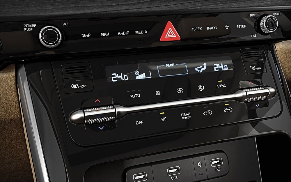 Kia Sedona 2021 nội thất 11 chỗ bất ngờ ra mắt tại Thái Lan, giá từ 1,64 tỷ Kia Sedona 2021 nội thất 11 chỗ bất ngờ ra mắt tại Thái Lan, giá từ 1,64 tỷ