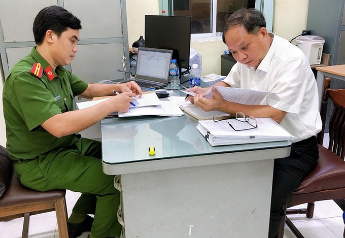 Tất Thành Cang - từ Thủ Thiêm đến Tân Thuận Tất Thành Cang - từ Thủ Thiêm đến Tân Thuận