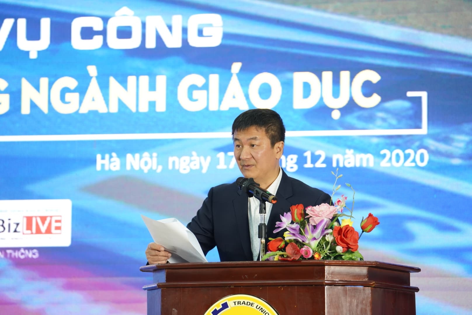 Thúc đẩy dịch vụ công không tiền mặt trong ngành Giáo dục